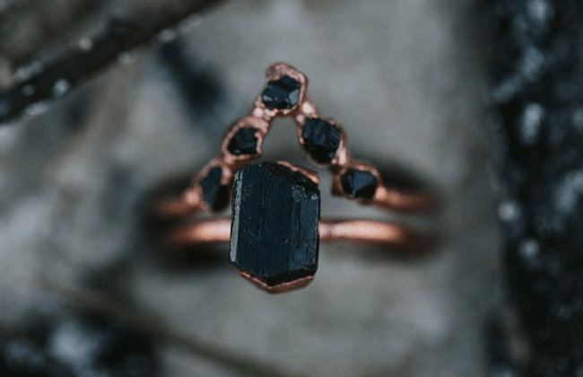 Alternative Raw Stone Ring